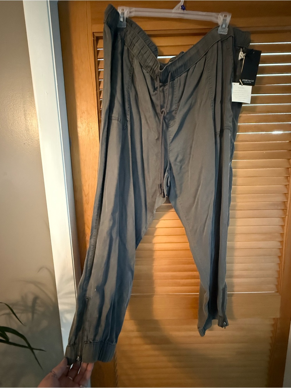 Relaxed Drawstring Pants - Gray